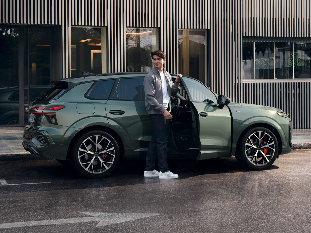 2025_Audi_Q3_SUV_header_mobile